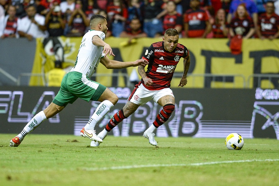 Brasileirão tem rodada de grandes jogos e trinta gols