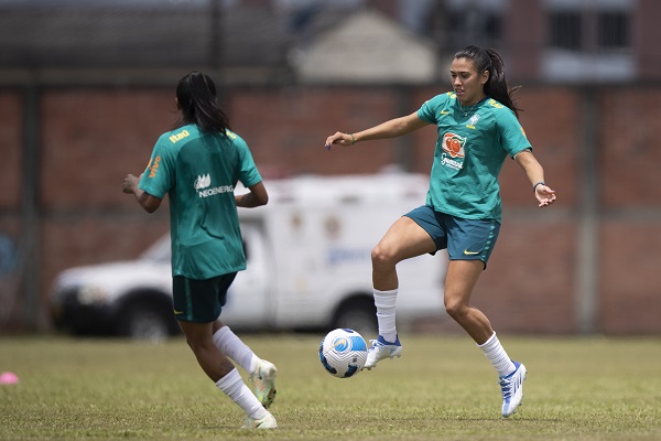 Brasil atropela Peru antes das semifinais da Copa América Feminina