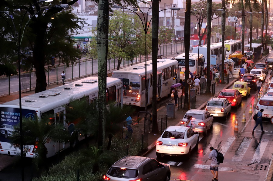 STTU anuncia adiamento de licitação dos ônibus; não há prazo