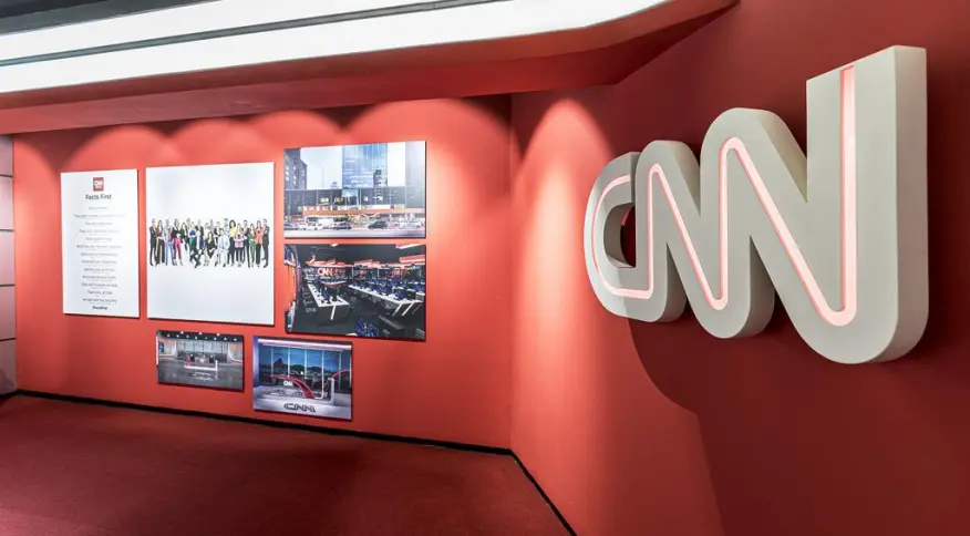 CNN suspende debate de presidenciáveis por falta de Lula e Bolsonaro