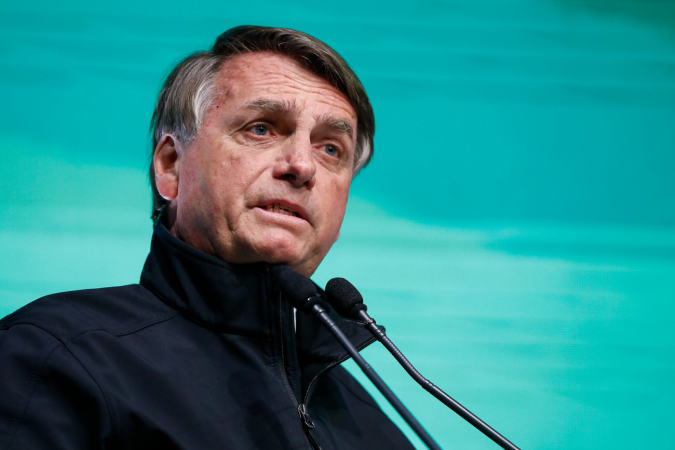 Bolsonaro faz referência a Lula e diz que esquerda quer colocar no poder ‘uma pessoa que já não deu certo’