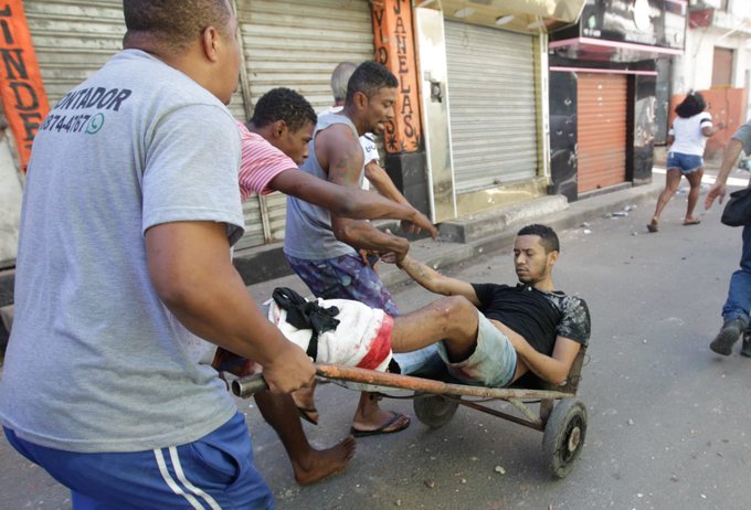 Quatro pessoas são mortas em operação policial no Complexo do Alemão