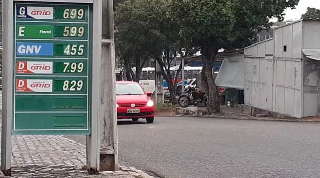 Preço da gasolina em Natal fica abaixo dos R$ 7 após Estado reduzir ICMS