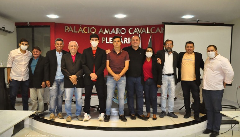 Jardim de Piranhas: Com presença do prefeito Rogério Couro Fino, Câmara Municipal debate LOA 2023; População assistiu à Audiência