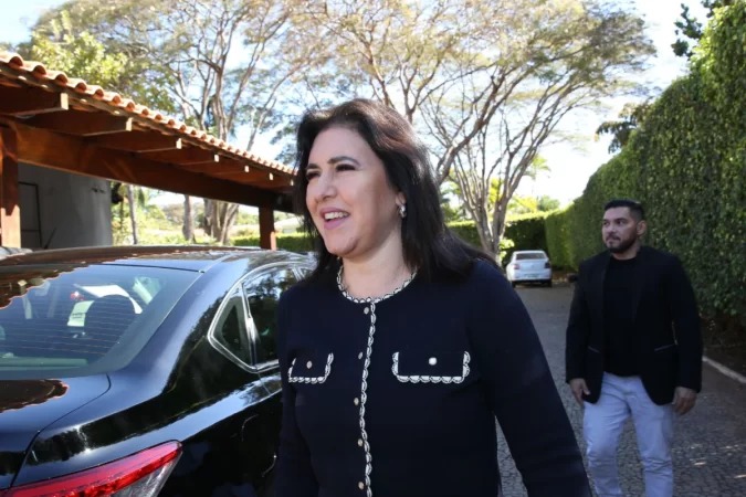 Sem vice definido, MDB confirma Tebet na corrida presidencial