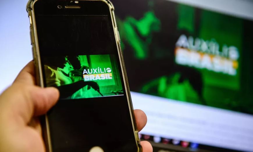 Auxílio Brasil de agosto vai incluir mais 1,6 milhão de famílias, totalizando 19,7 milhões de beneficiadas