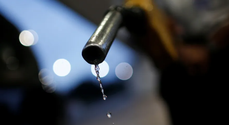 Gasolina subiu em 18 de 21 países do continente americano no 1º semestre