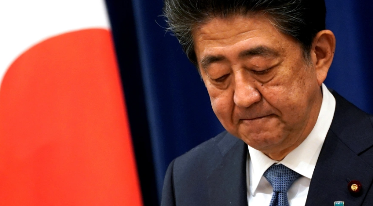Ex-primeiro-ministro japonês Shinzo Abe morre após ser baleado durante discurso