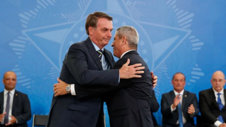 Bolsonaro será 1º presidente a disputar reeleição em “chapa pura”