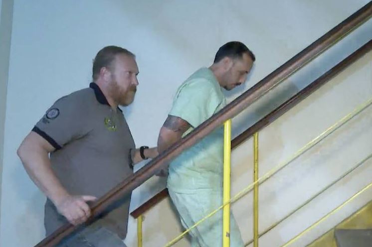 Paciente de anestesista quer processar hospital por não ter interrompido estupro