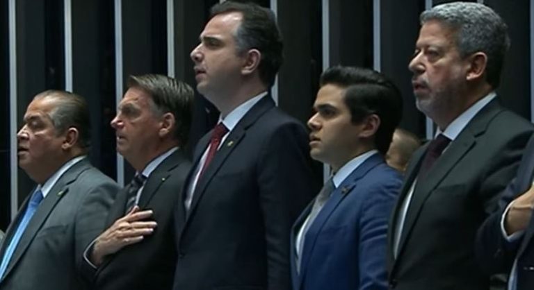 Congresso promulga PEC dos Benefícios