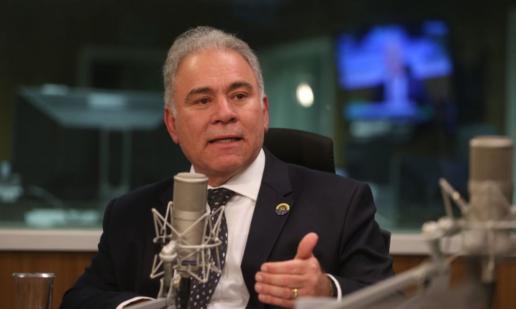 Brasil negocia compra de vacina contra varíola dos macacos, diz Queiroga