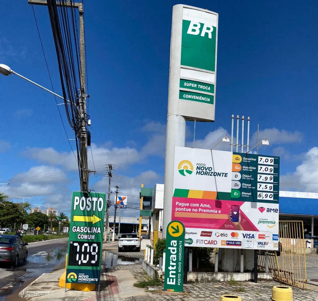 REDUÇÃO: Gasolina em Natal já é vendida por R$ 7,09