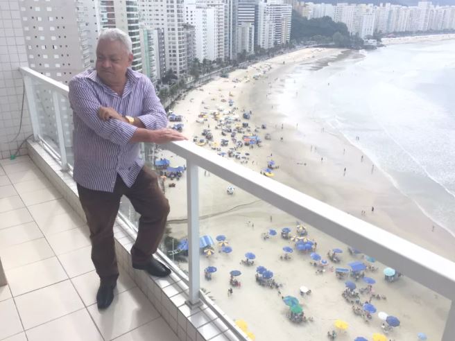 Nacional ‘Triplex de Guarujá’ é entregue ao novo dono que ganhou o imóvel avaliado em R$ 3 milhões em um sorteio