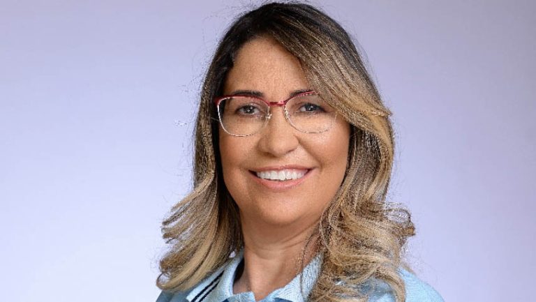 TRE-RN determina que Band garanta presença de Clorisa Linhares no debate entre candidatos ao Governo