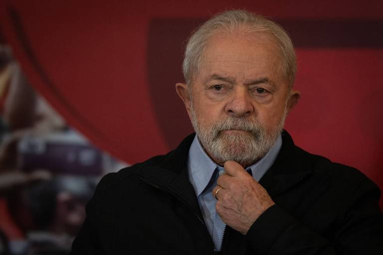 Lula gasta R$ 2,4 milhões com advogados para campanha