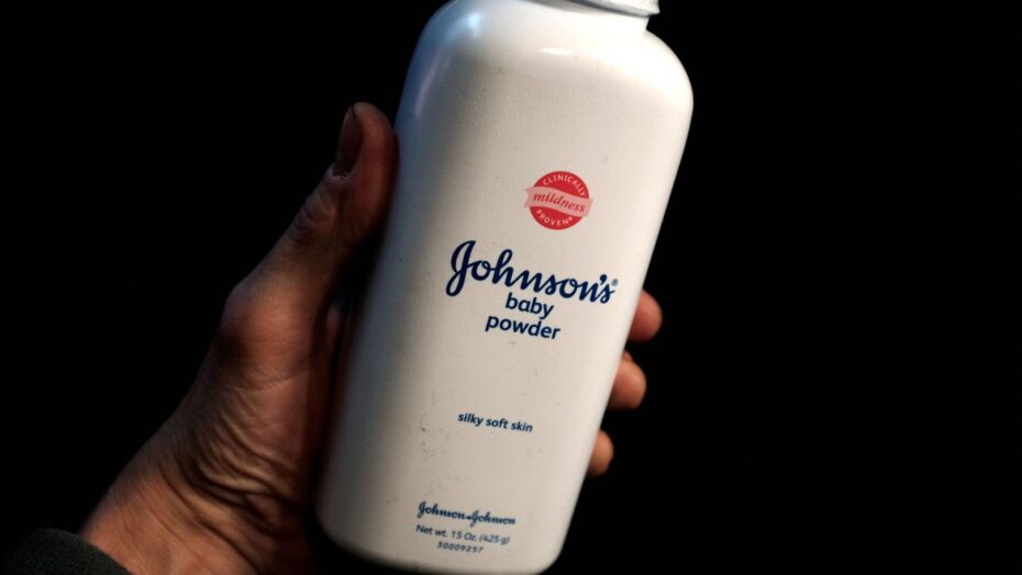 Johnson & Johnson suspende venda de talco para bebês a partir de 2023