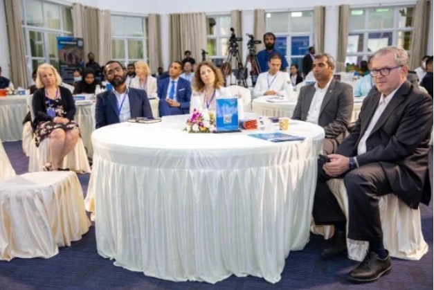 Ministro do TCU viaja a evento de três dias nas Maldivas e fica nove