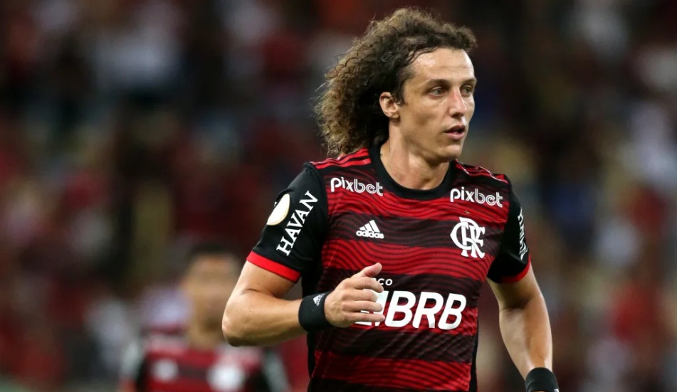 Jogador David Luiz tem quadro de hepatite viral