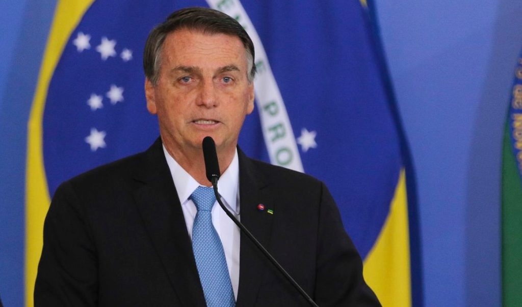 Bolsonaro planeja ir ao debate no domingo: “Vou ser fuzilado”