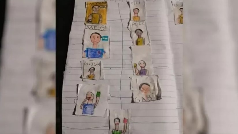 Sem dinheiro para comprar figurinhas, criança desenha álbum da Copa do Mundo