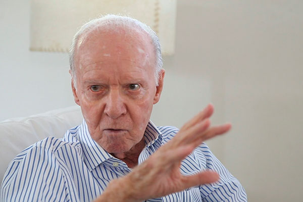 Zagallo recebe alta e irá comemorar aniversário de 91 anos em casa