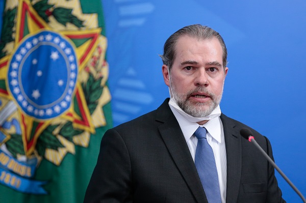 Toffoli e Pacheco defendem regulação das redes sociais