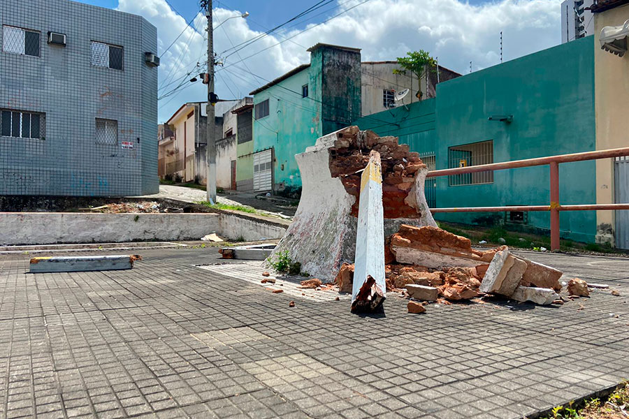 No dia do Patrimônio Histórico, vândalos destroem um dos marcos mais antigos de Natal