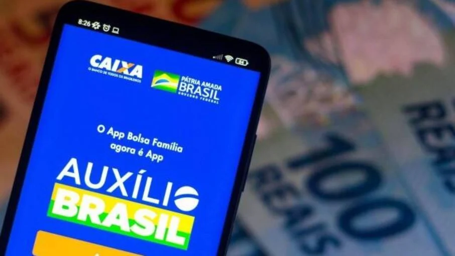 Auxílio Brasil: empréstimo consignado deve começar em setembro, segundo ministro da cidadania