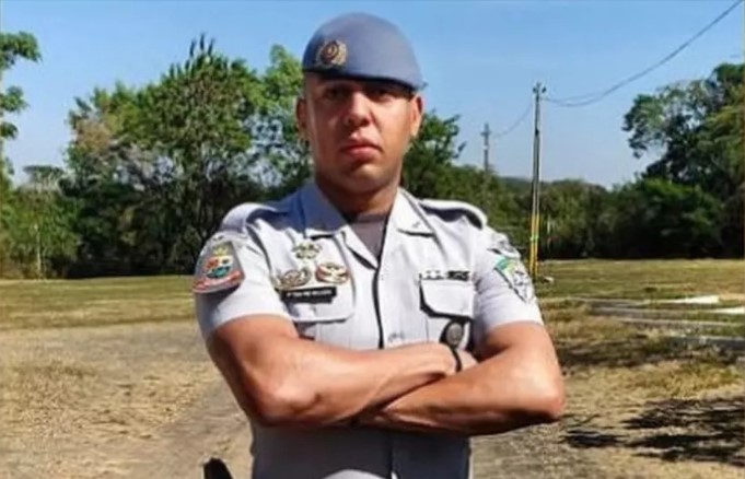 PM fingiu desistir de discussão após ser solto por lutador, diz polícia