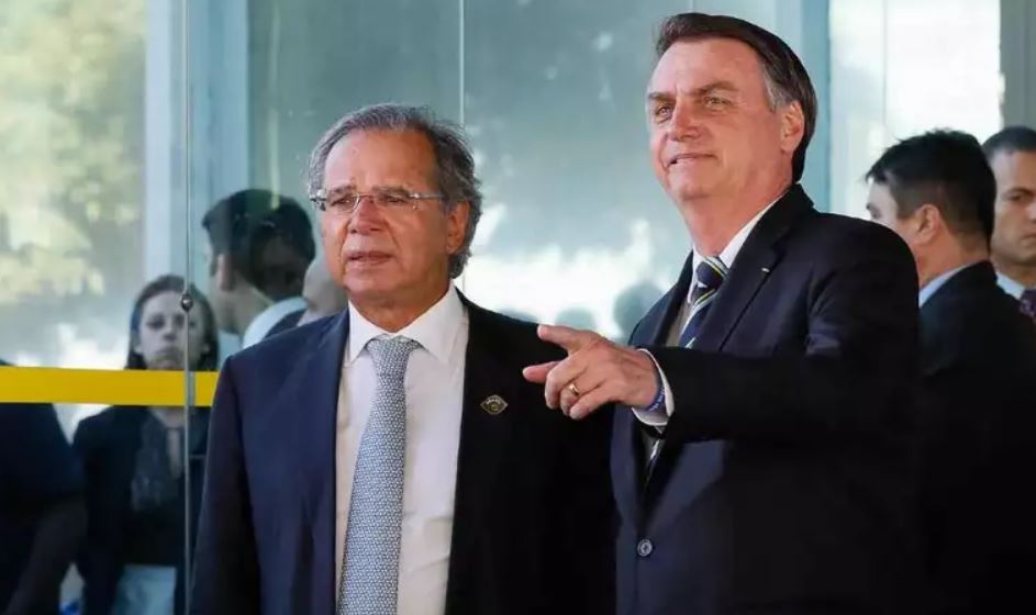 Jair Bolsonaro levará Paulo Guedes e Fábio Faria ao JN