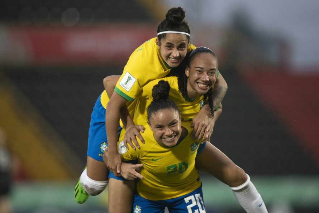 Brasil vence a primeira na Copa do Mundo Sub-20 de futebol feminino