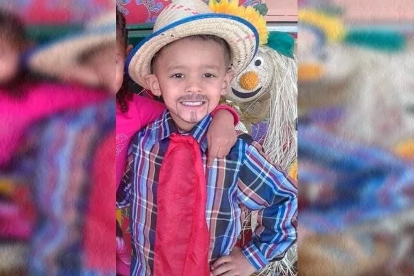 Após 18 horas de resgate, criança que caiu em buraco morre em MG