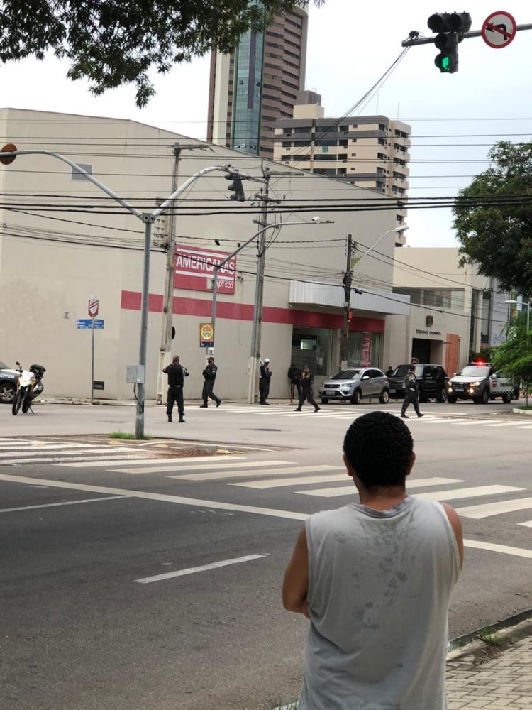 Americanas é condenada a indenizar funcionária feita refém em assalto de loja em Natal
