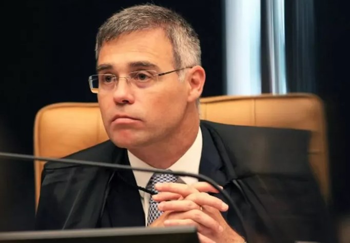 Mendonça, do STF, determina adoção de medidas para dar transparência à política de preços da Petrobras