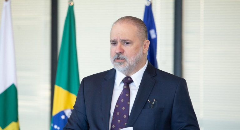 Augusto Aras diz que procedimento do STF em operação contra empresários não foi ‘usual’