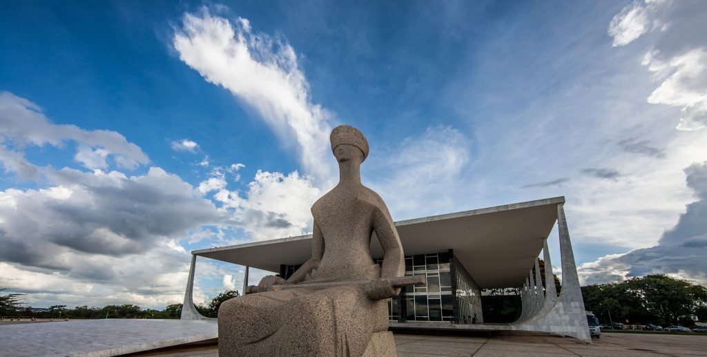 STF vota amanhã reajuste de salários de ministros e juízes