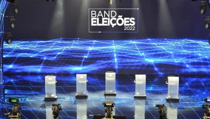 Candidatos à Presidência se encontram no primeiro debate da campanha na TV
