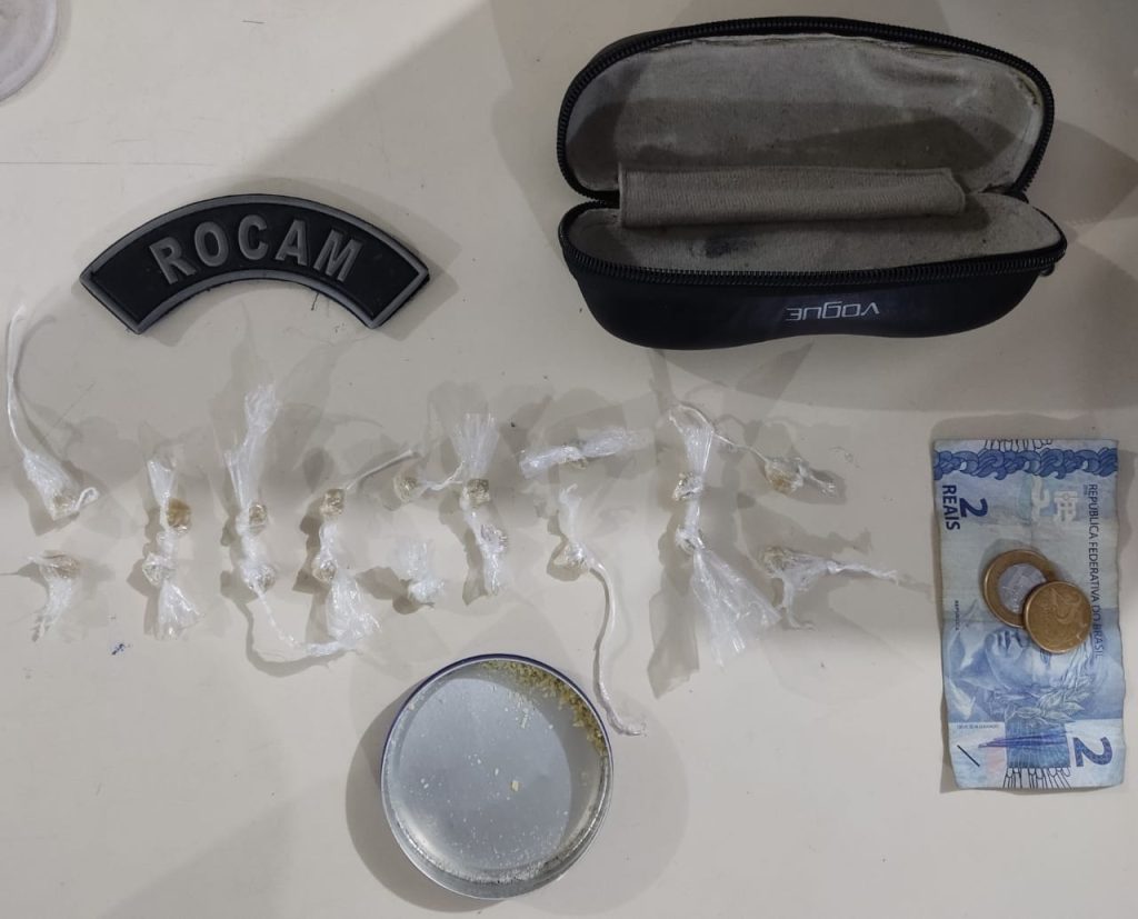 ROCAM detém homem suspeito de tráfico de drogas no bairro Lagoa Nova