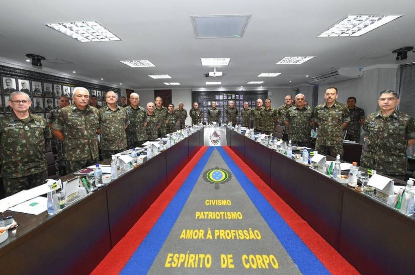 Exército vê risco de violência eleitoral, e batalhões montam esquema de segurança