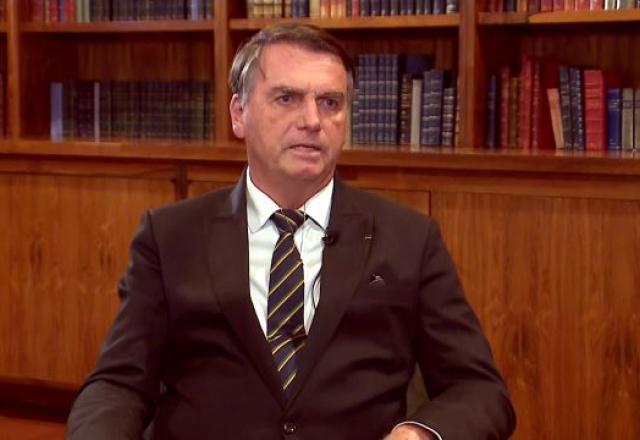 Bolsonaro defende Auxílio Brasil de R$ 600 em 2023: “Não vai ter problema, teremos responsabilidade para isso”