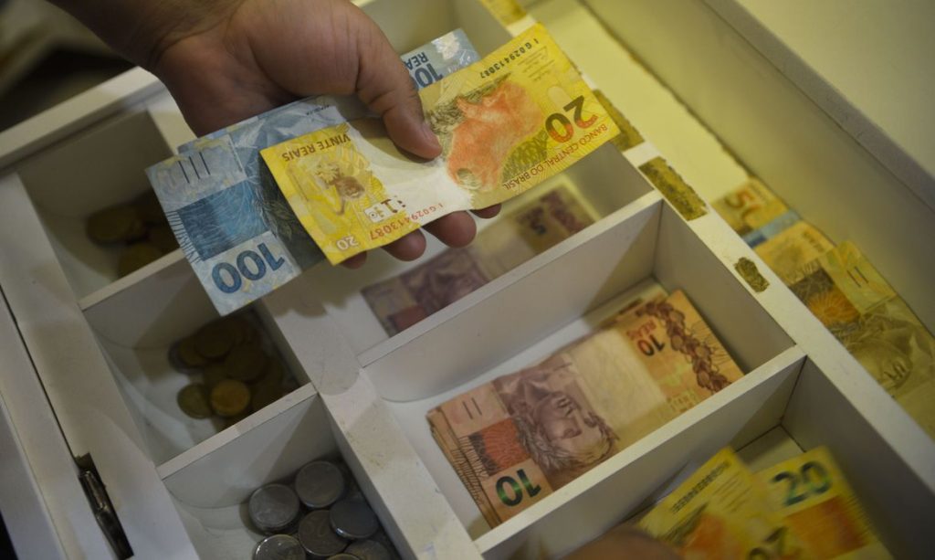 Arrecadação da Receita Federal ultrapassa R$ 202,5 bilhões em julho; Receita obtida com tributos é a maior desde 1995