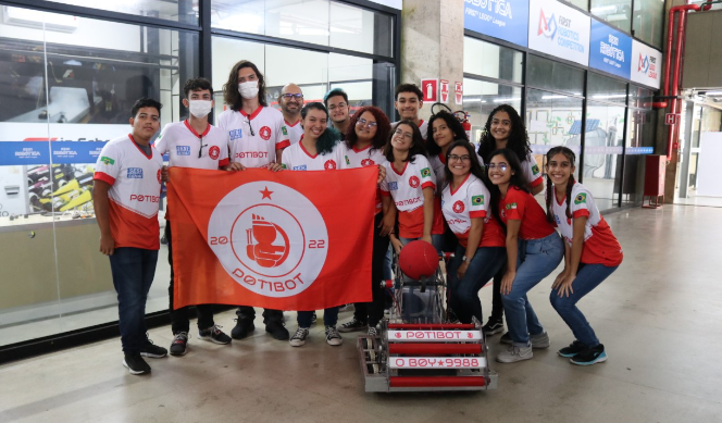 Equipe SESI e SENAI leva projeto inovador com energia solar para Torneio Internacional de Robótica