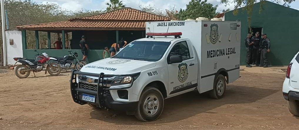 Homem de 30 anos é encontrado morto dentro de casa na zona rural de Baraúna e polícia suspeita de homicídio