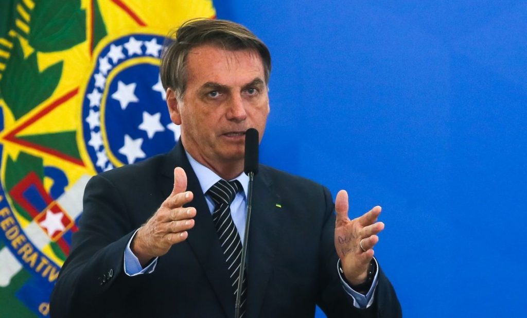 Bolsonaro lamenta tentativa de atentado contra Kirchner e relembra facada: ‘Teve gente que vibrou por aí’
