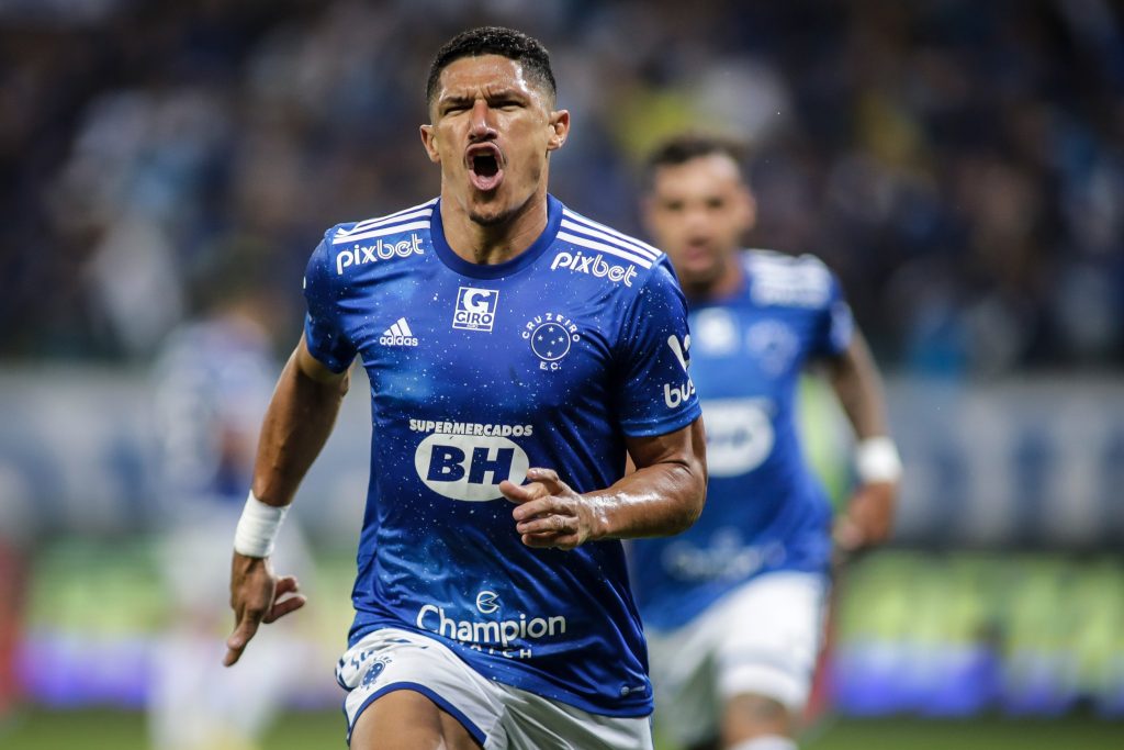 Cruzeiro derrota o Vasco e retorna à Série A do Brasileiro; veja os gols