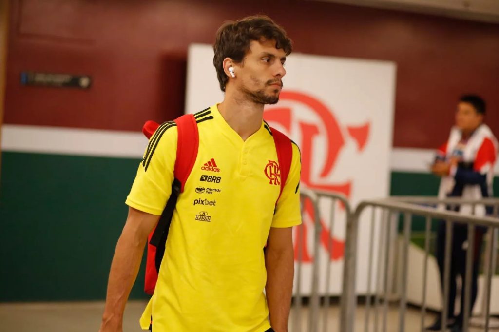 Flamengo informa que Rodrigo Caio vai passar por cirurgia e não joga mais em 2022