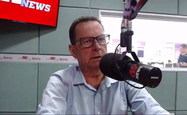 Obra de enrocamento de Ponta Negra só depende da liberação do Idema, diz secretário