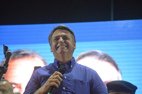 Em comício no Pará, Bolsonaro diz que Lula ‘continuará no lixo da história’