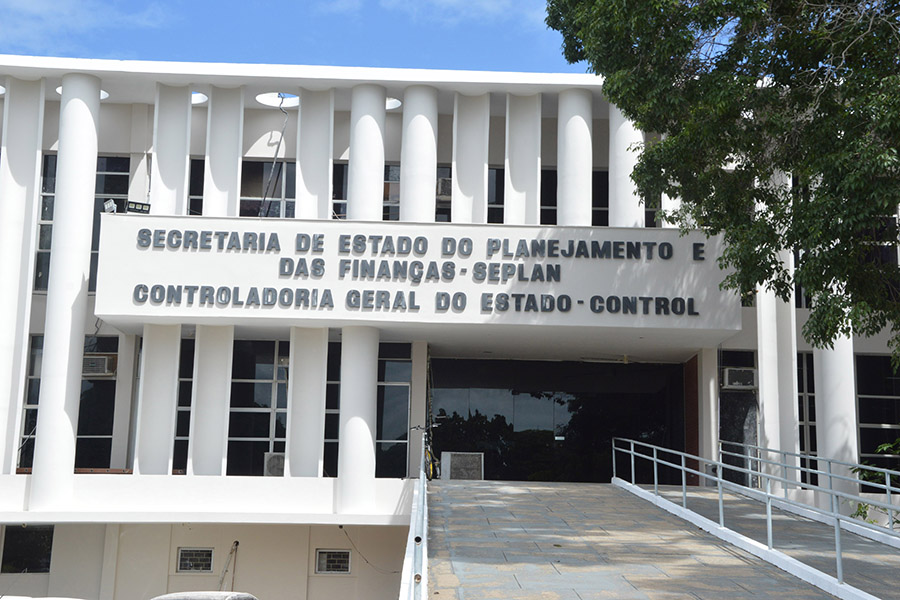 Governo não faz repasse e consignados são suspensos